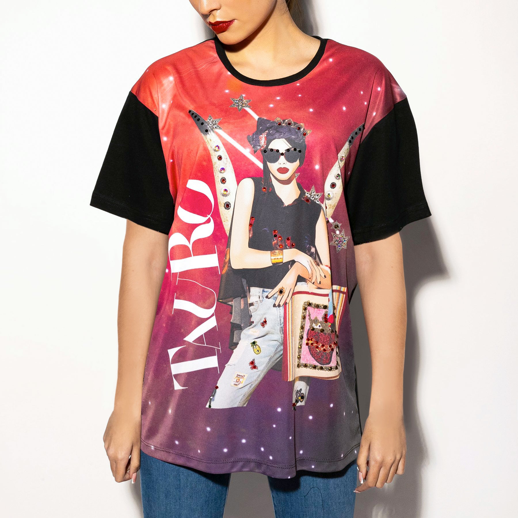 Oversized tee Tauro bordada