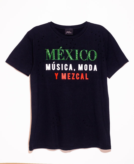 Ripped tee negra México, música, moda y mezcal