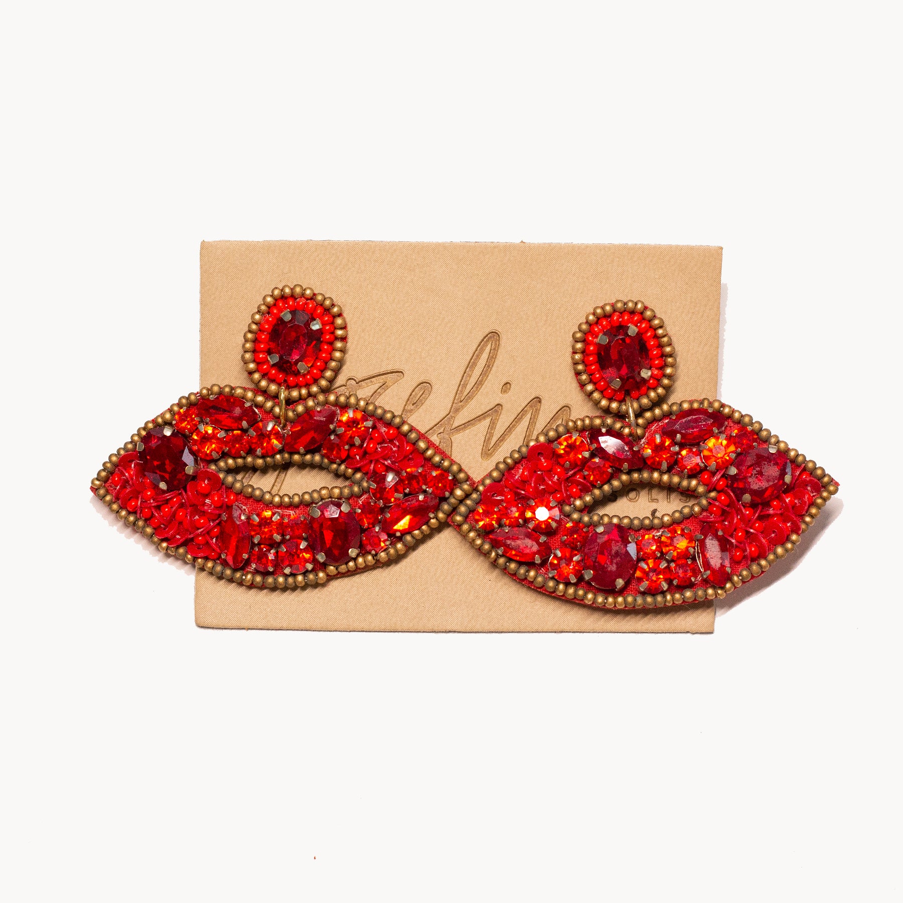 Aretes labios