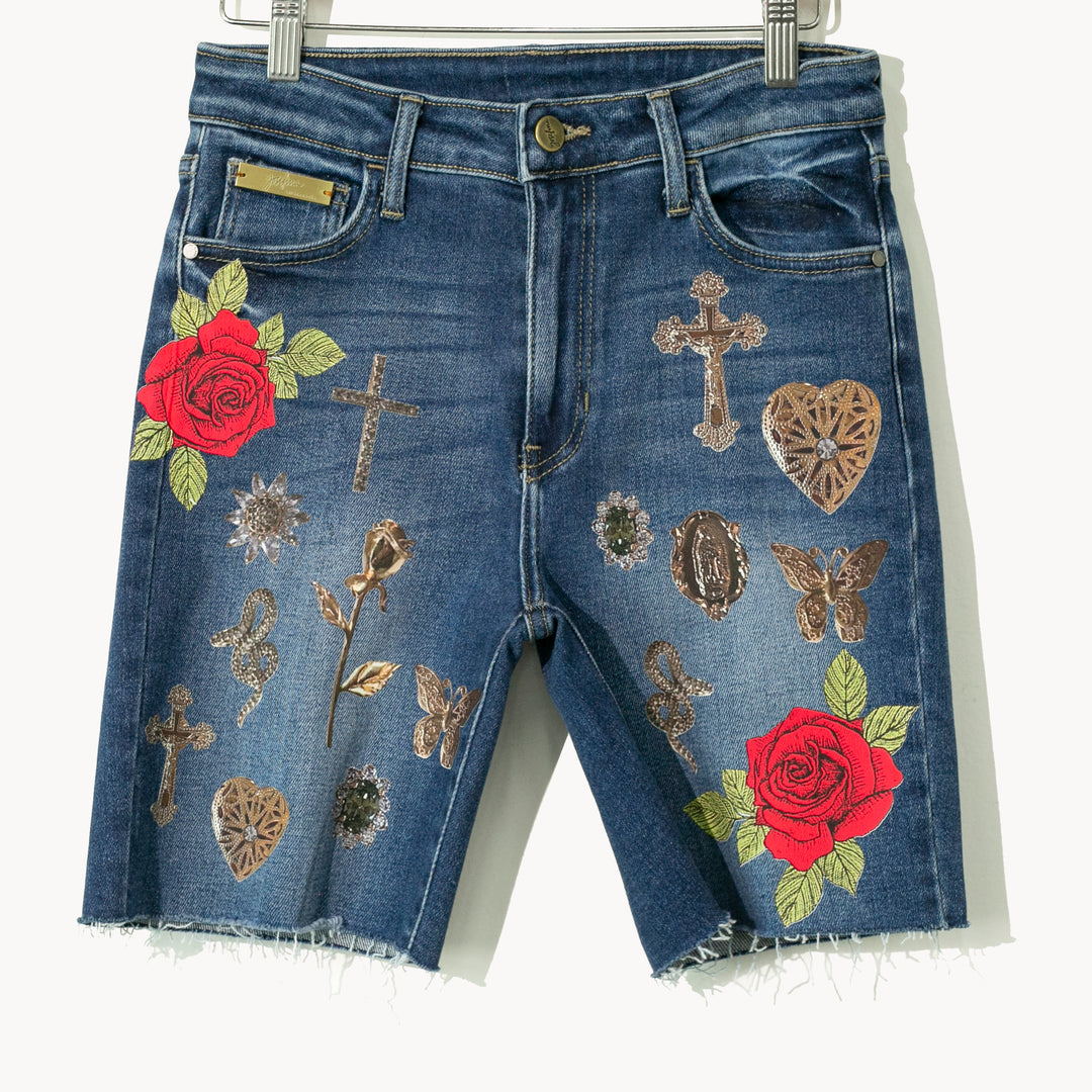 DENIM SHORT RAW HEM MEDALLITAS