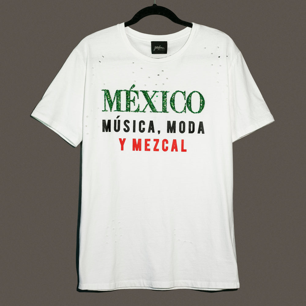 Ripped tee blanca México, música, moda y mezcal