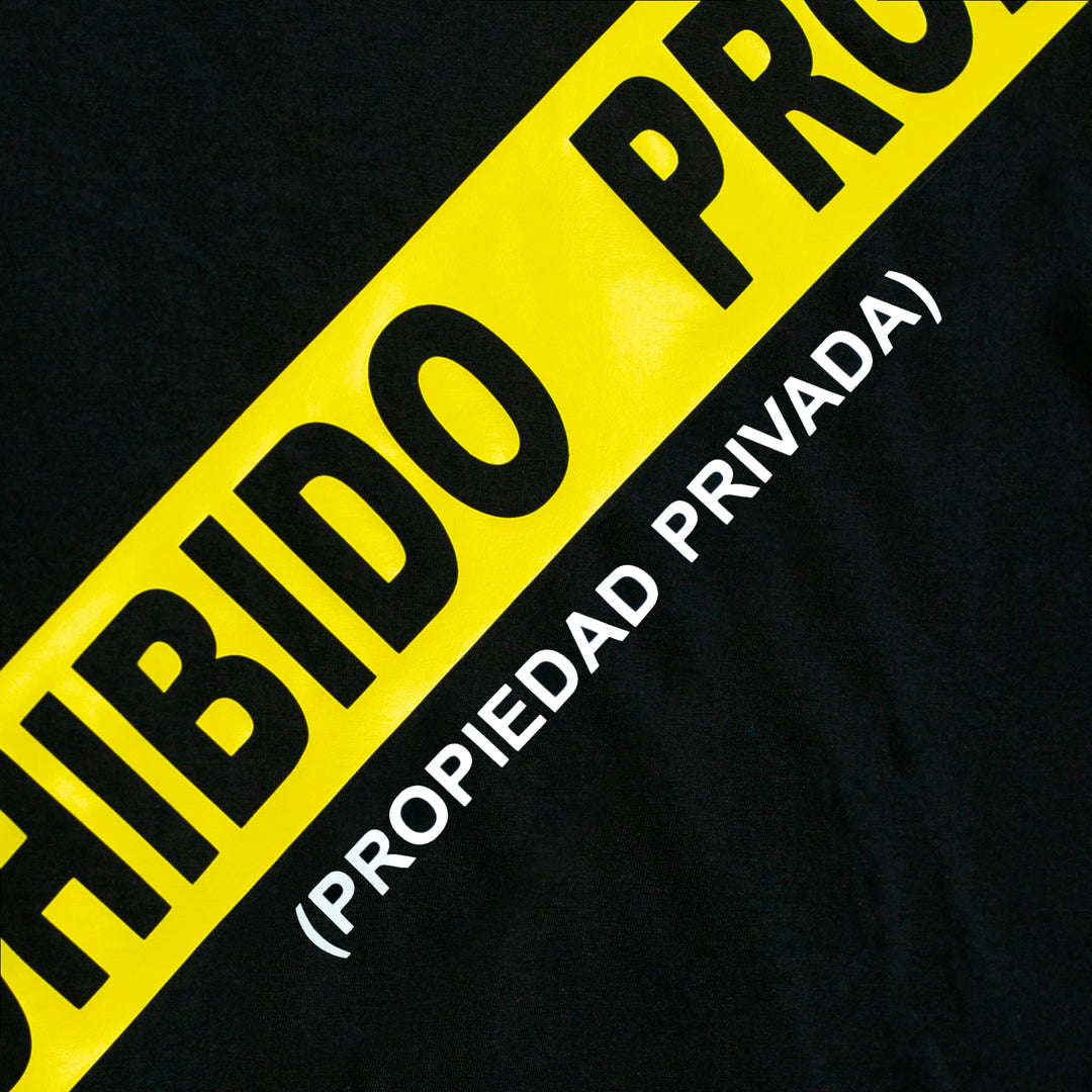 Tee negra Prohibido