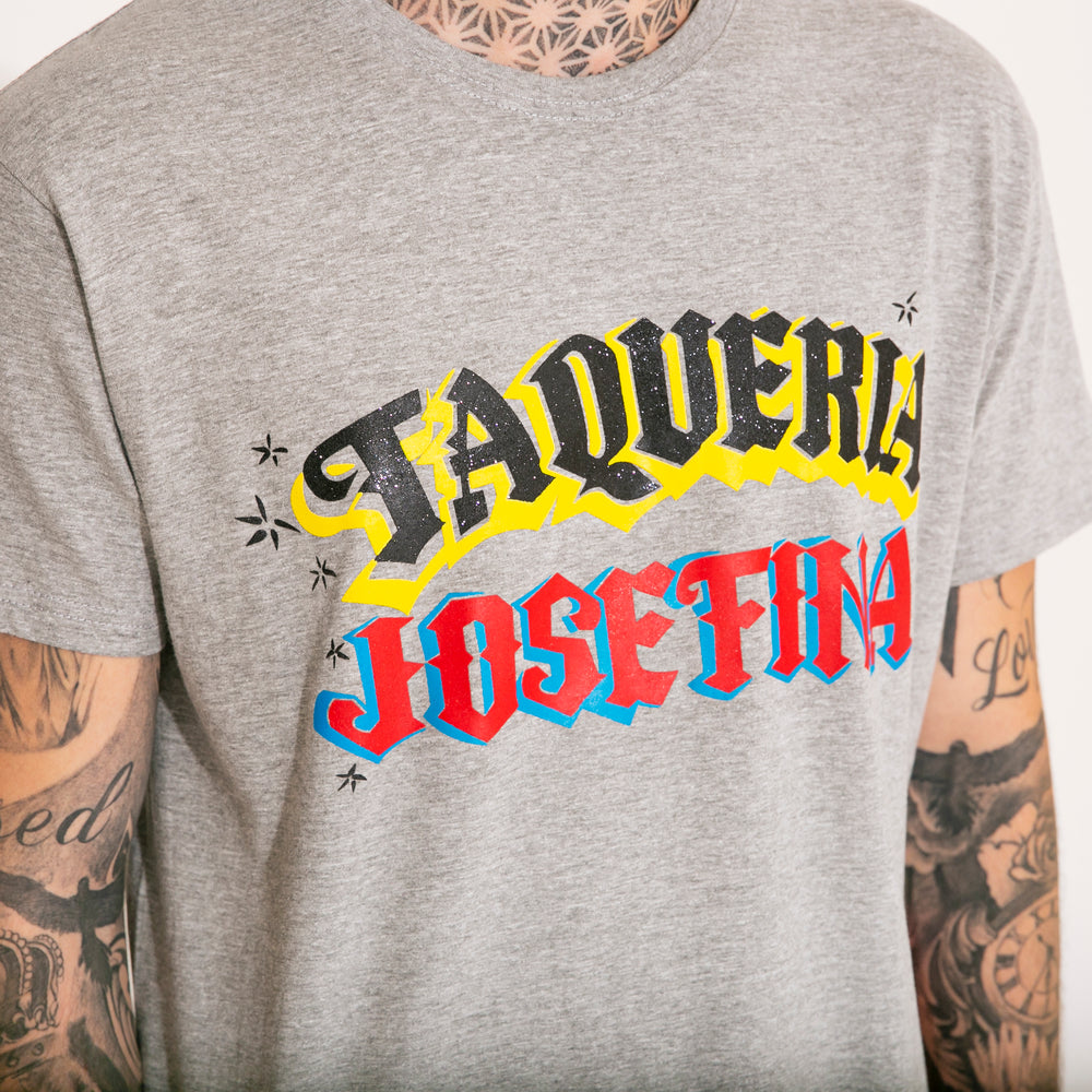 T-SHIRT GRIS “TAQUERÍA JOSEFINA” GLITTER CON ROSAS