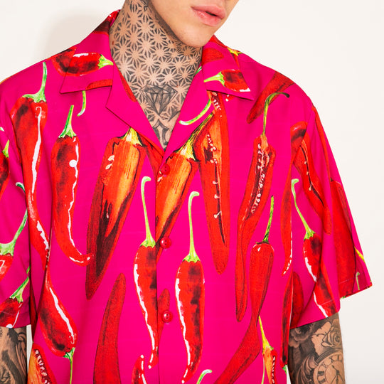 CAMISERA MAGENTA CON CHILES