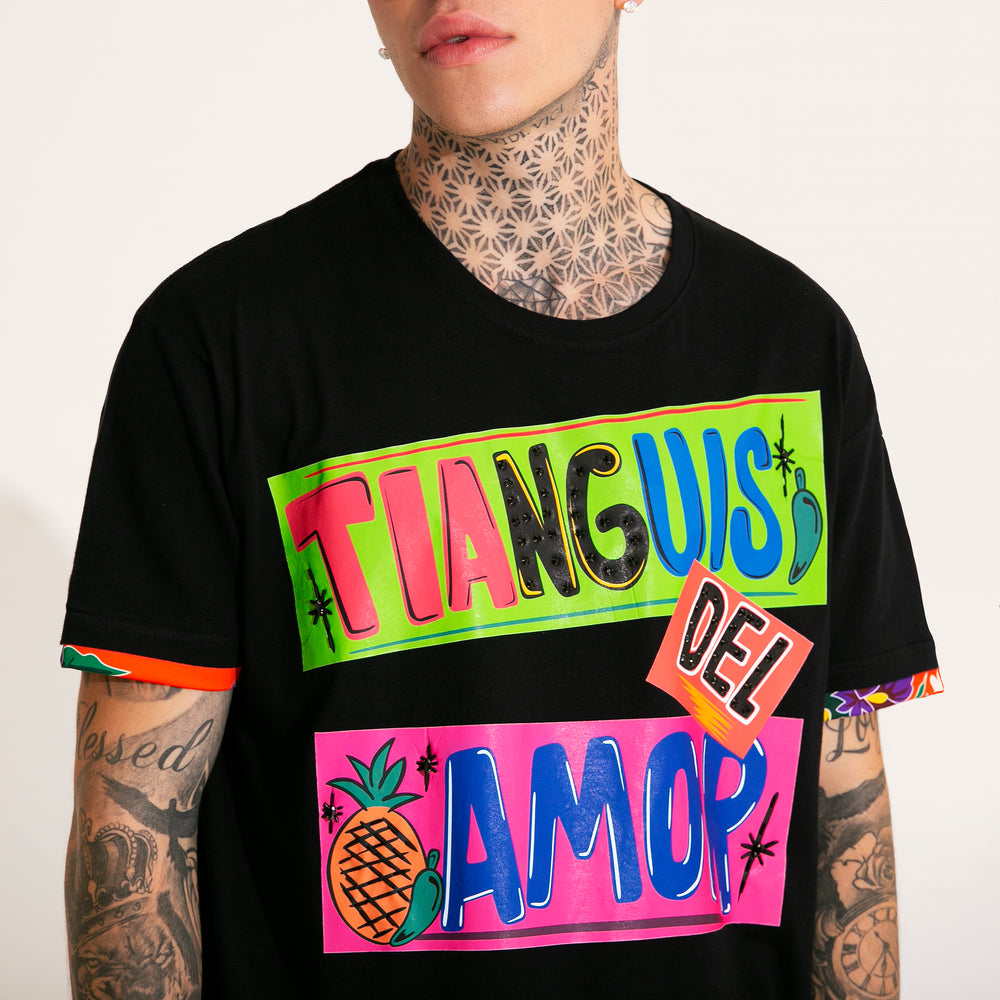 T-SHIRT NEGRA “TIANGUIS DEL AMOR” CON MANGA NARANJA