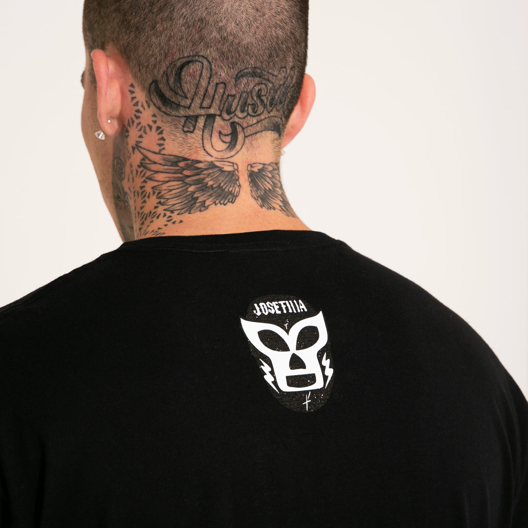 T-SHIRT NEGRA “TIANGUIS DEL AMOR” CON MANGA NARANJA