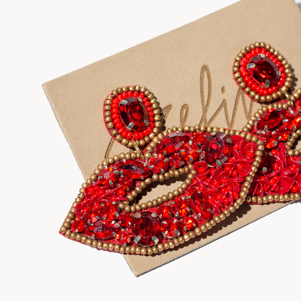Aretes labios