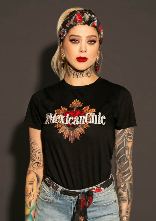 T shirt negra #MexicanChic Sagrado Corazón