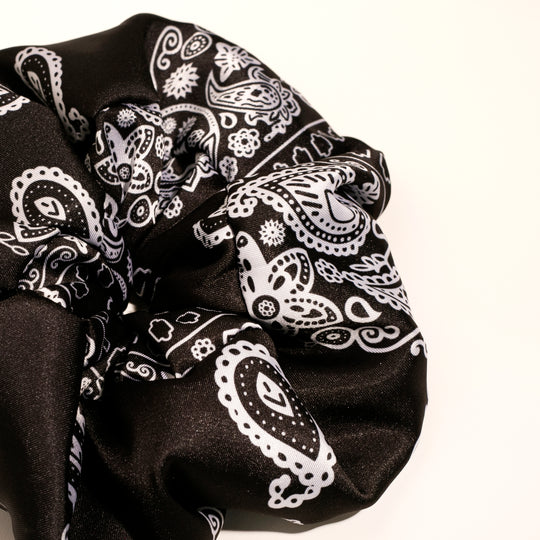 Special pack scrunchie + cubrebocas bandana